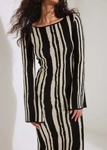 Stuttgart | Blossoms : collection de robes longues pour femmes printemps-automne 2024