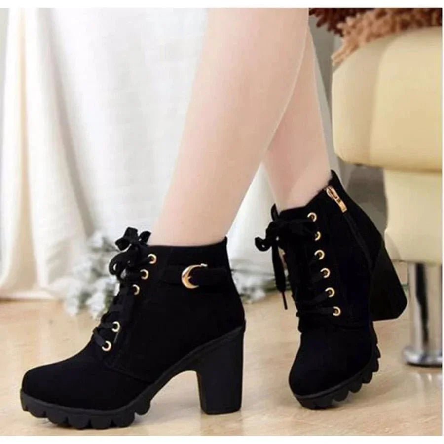 Ava - des bottines à lacets pour pimenter votre tenue d'automne