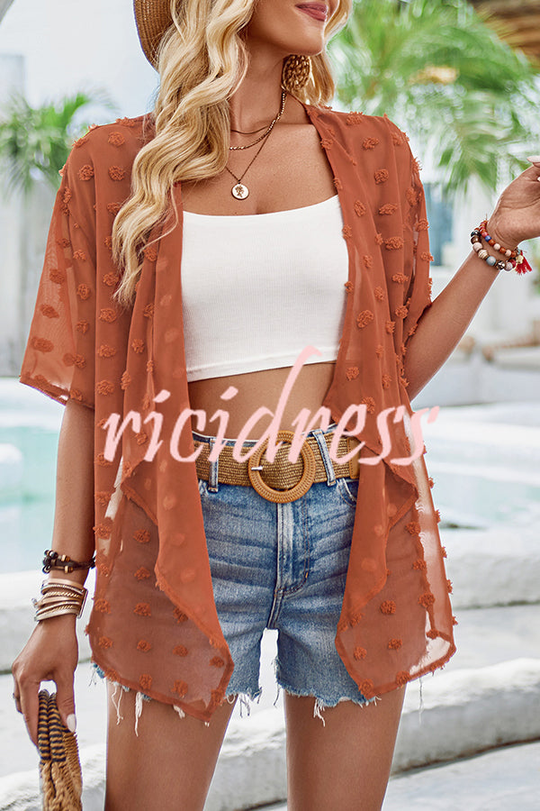 durchsichtiger Überwurf mit Patchwork-Pom-Pom-Ärmeln