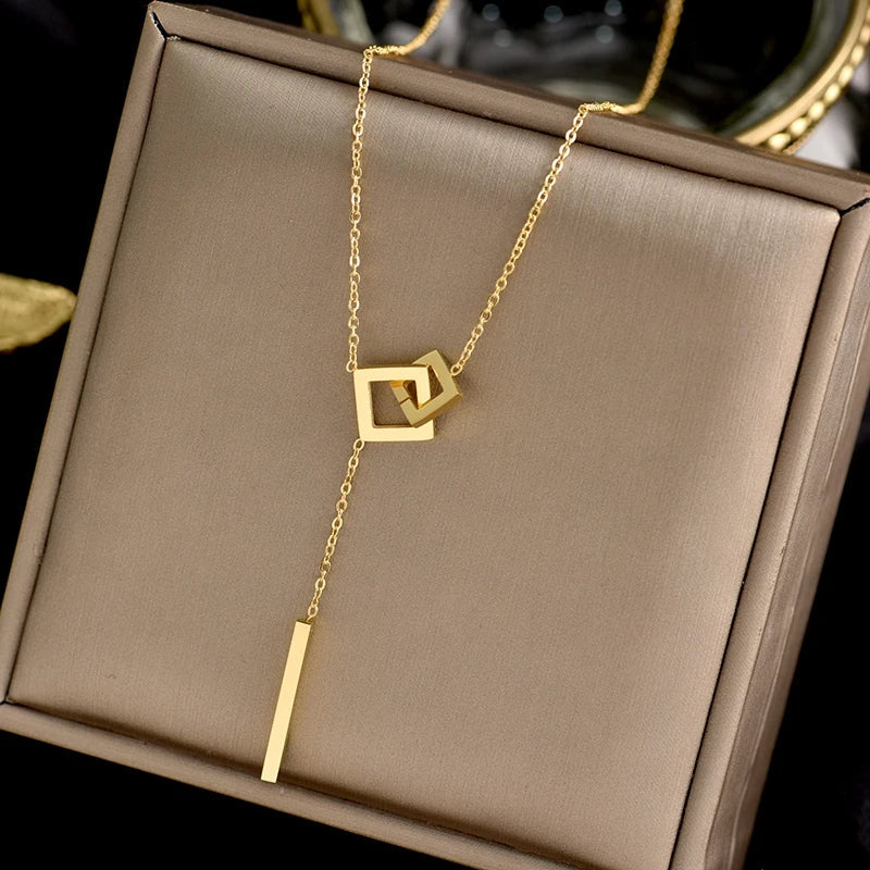 Aurelia - Collier en or tendance au design unique