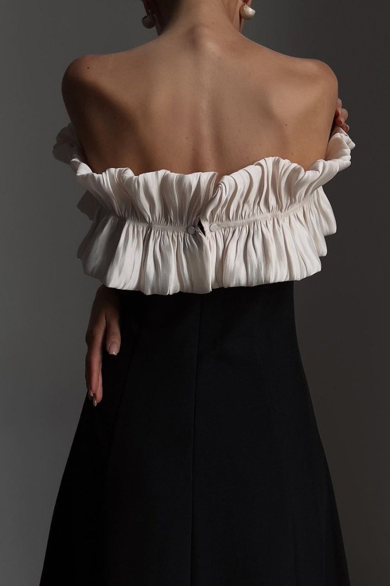 Bonnie – Schulterfreies Maxikleid mit Rüschen