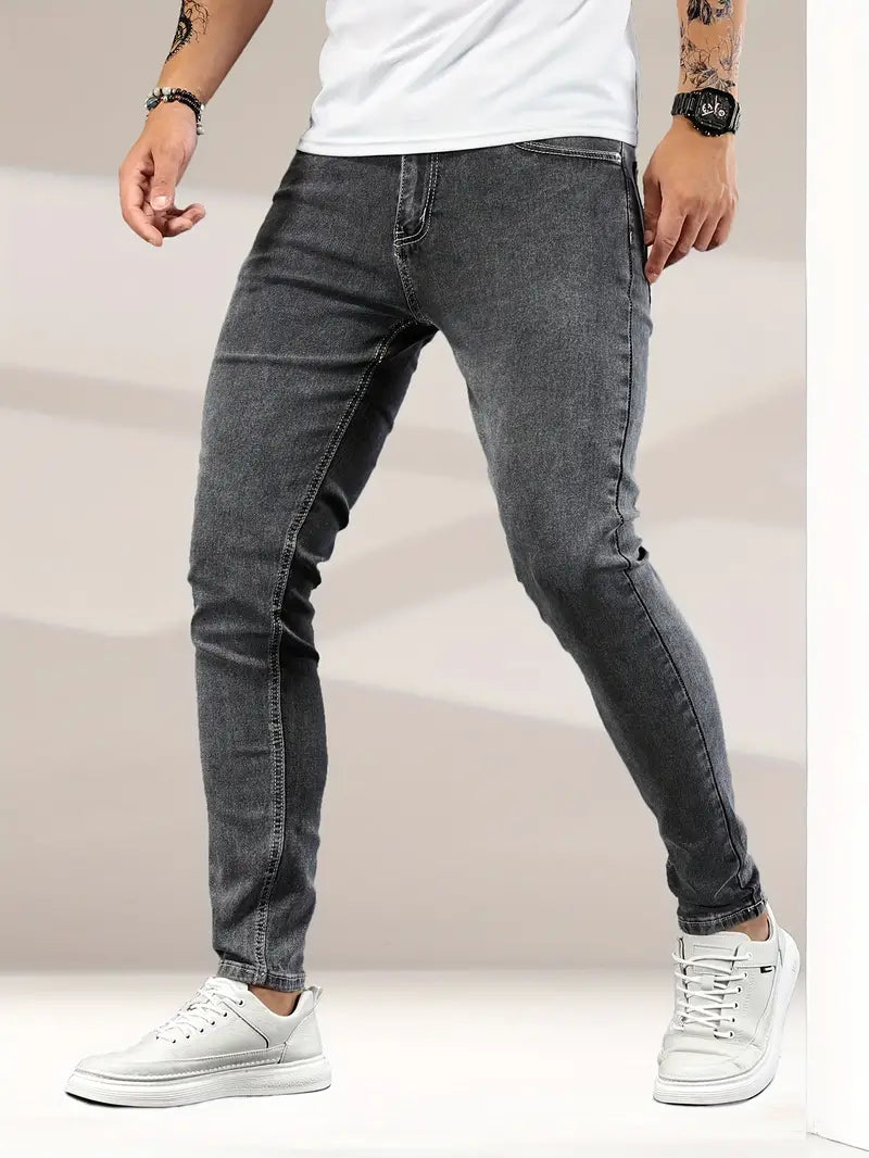 Alexander – un jean street-style décontracté pour le printemps