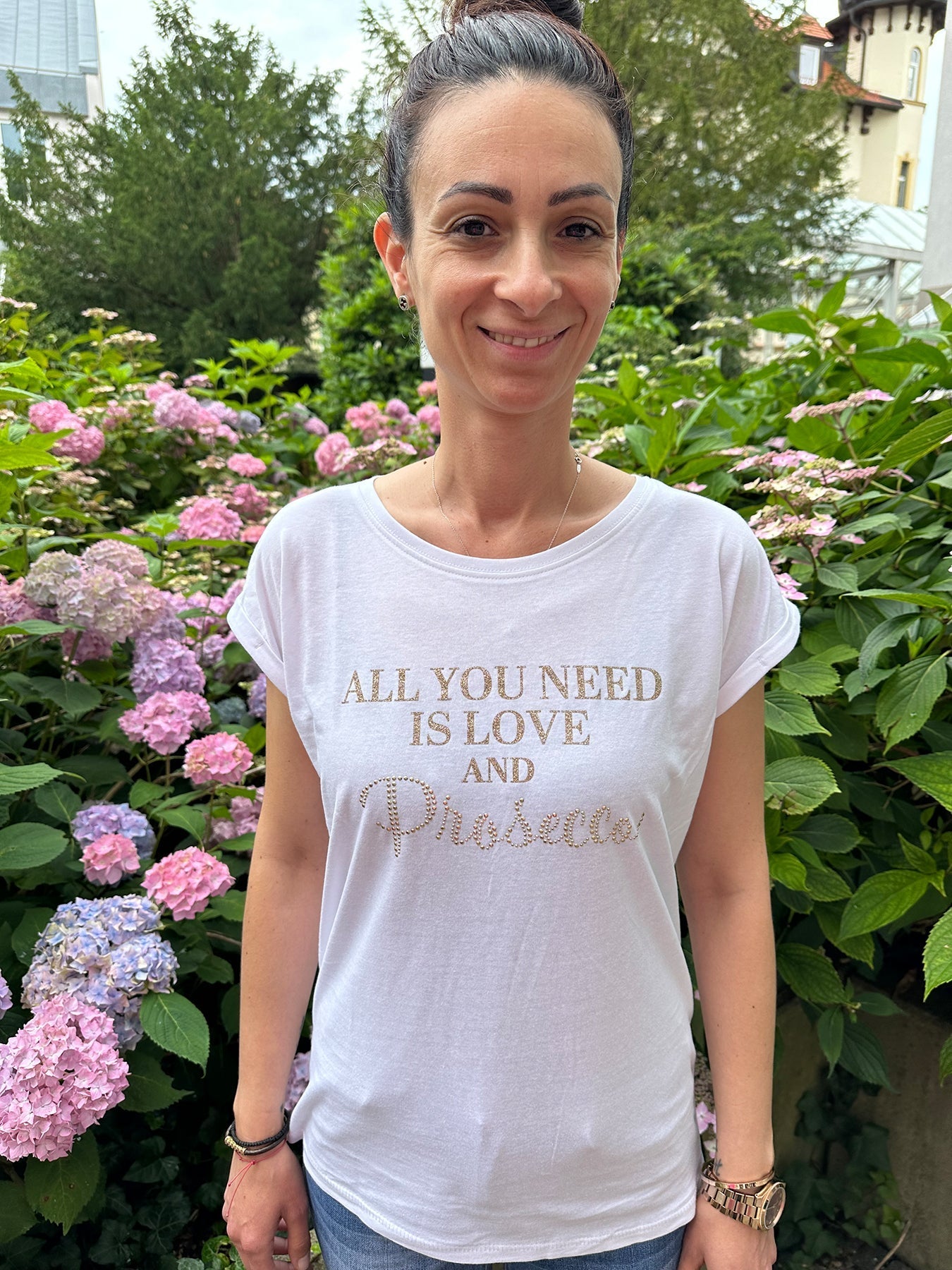 Bellachicha-Shirt All you need ist love and Prosecco