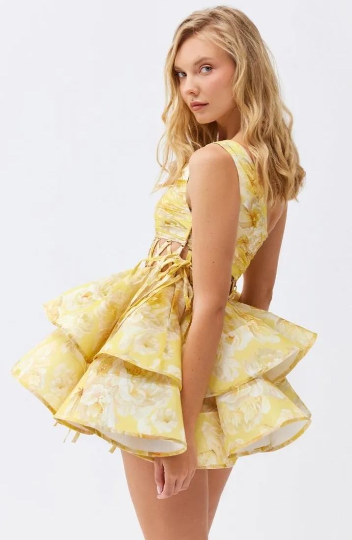 Andrea Blumenbedrucktes One-Shoulder-Minikleid aus Chiffon