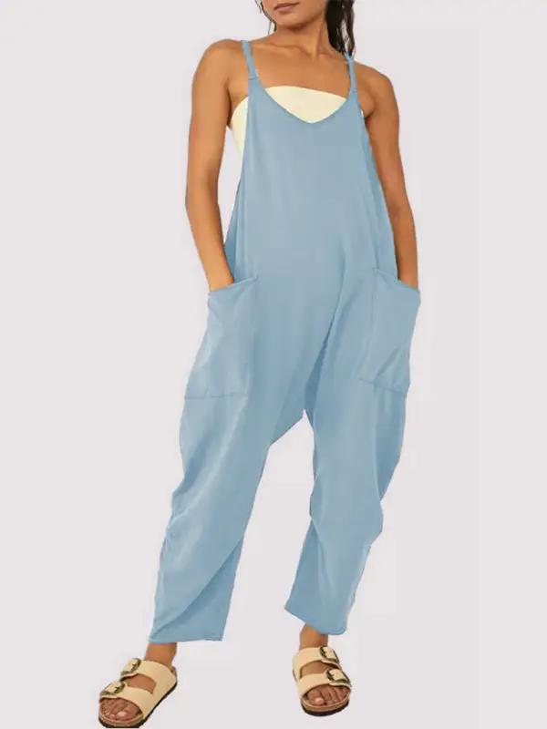Lässiger, einfarbiger Jumpsuit mit V-Ausschnitt und Hosenträgertaschen für Damen