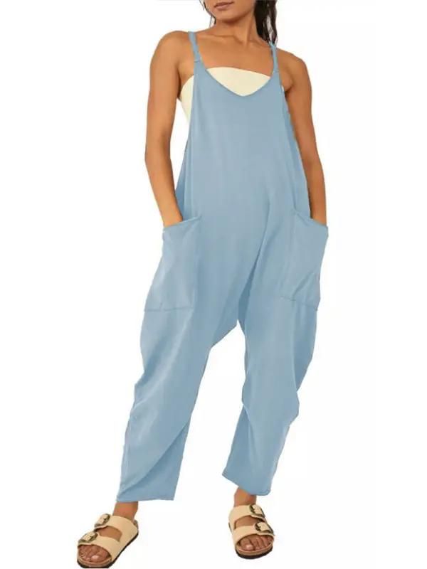 Lässiger, einfarbiger Jumpsuit mit V-Ausschnitt und Hosenträgertaschen für Damen
