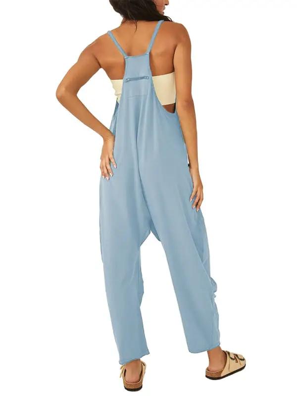 Lässiger, einfarbiger Jumpsuit mit V-Ausschnitt und Hosenträgertaschen für Damen