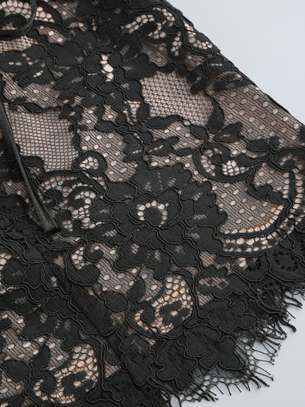 Lorélia | Mini-robe corset en dentelle élégante