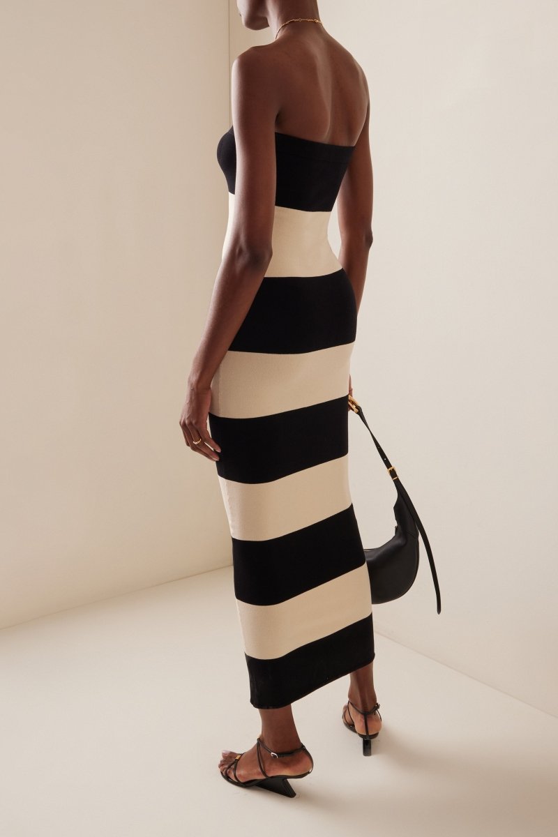 Trägerloses, gestreiftes Midi-Strickkleid „Joanne“