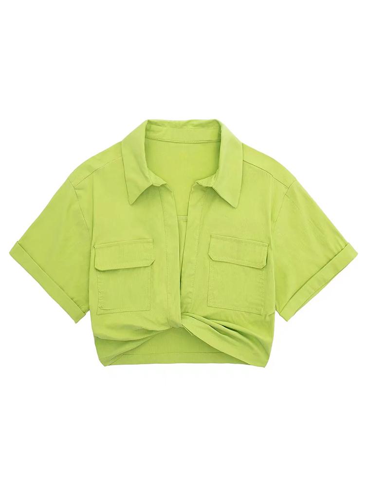 Kay – Kurze Leinenbluse mit gedrehtem Saum