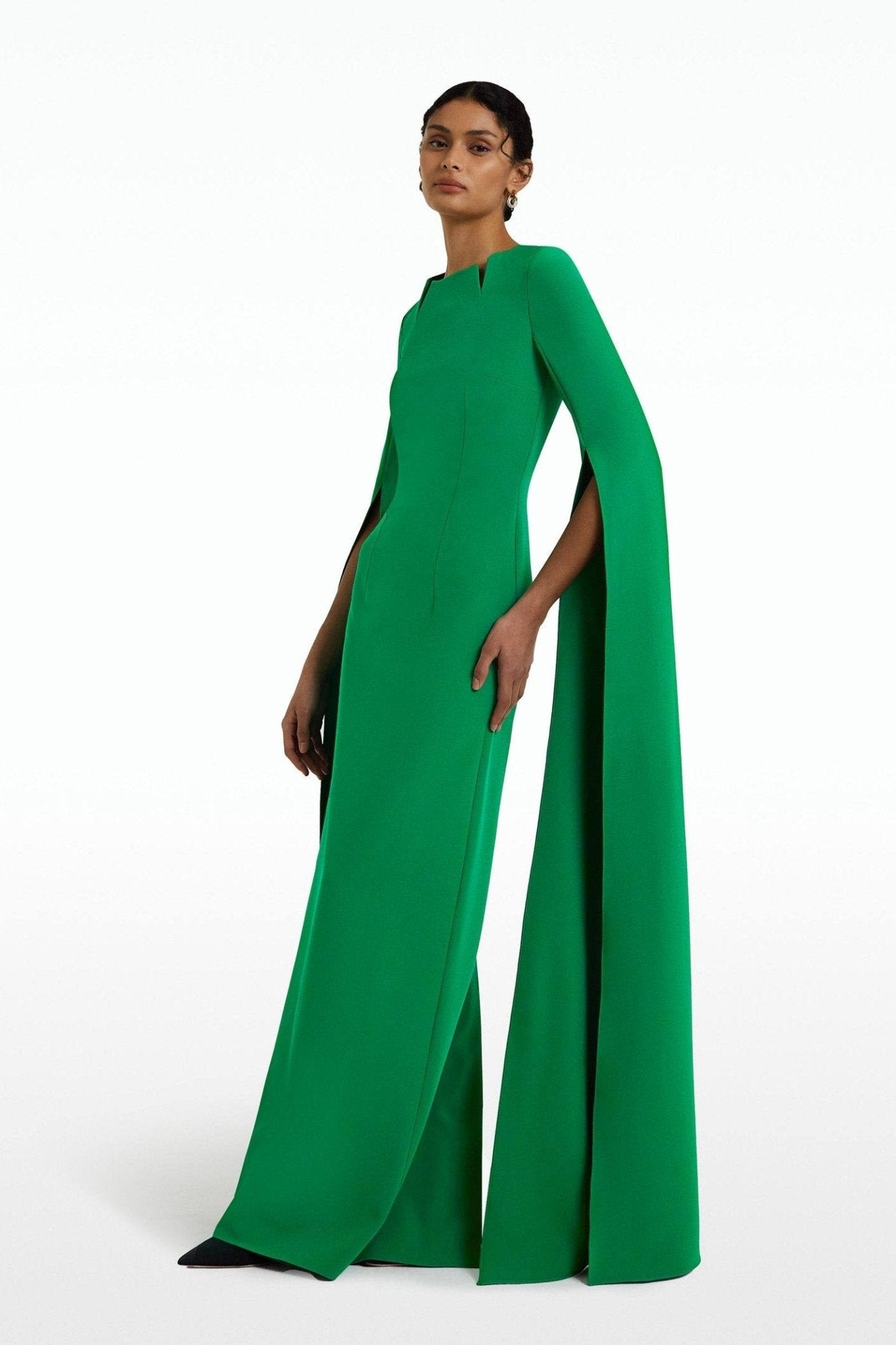 Madge Maxikleid mit spitzem Kragen und langen Ärmeln