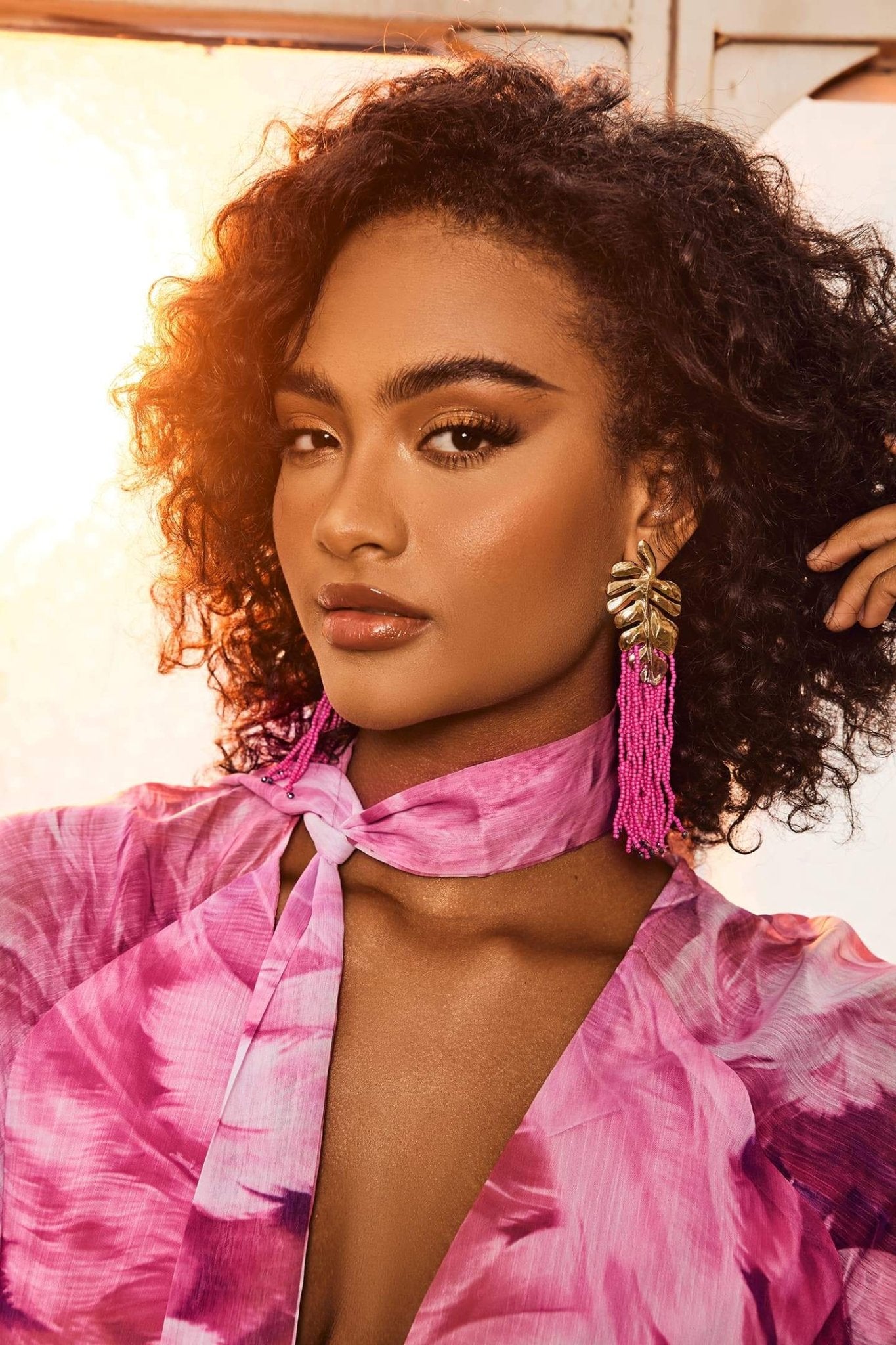 Ohrringe mit Quaste aus Palmwedelperlen