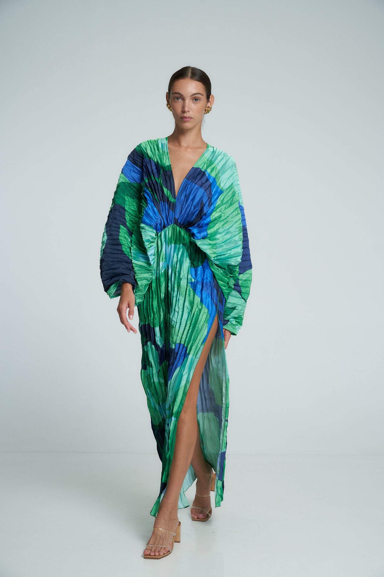 Pamela Bedrucktes, plissiertes Maxikleid