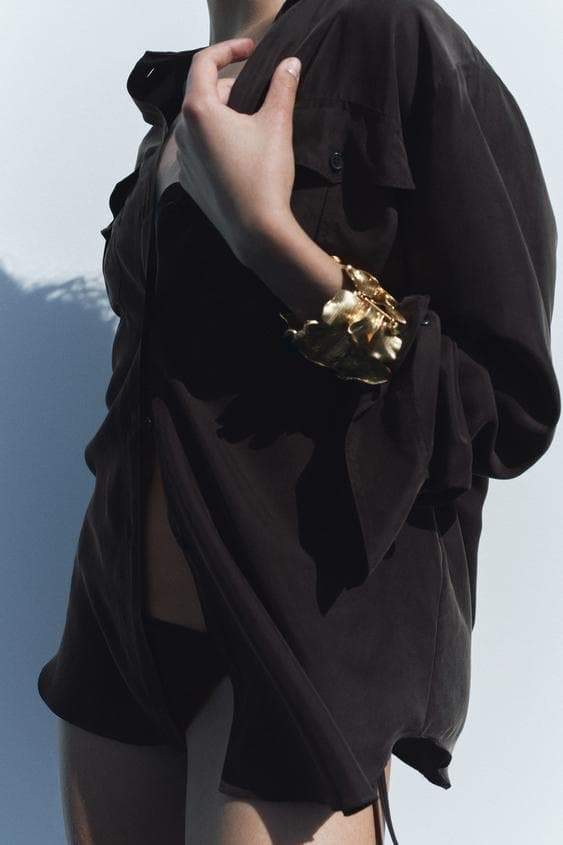 Retro-Blütenblatt-Armband aus Metall