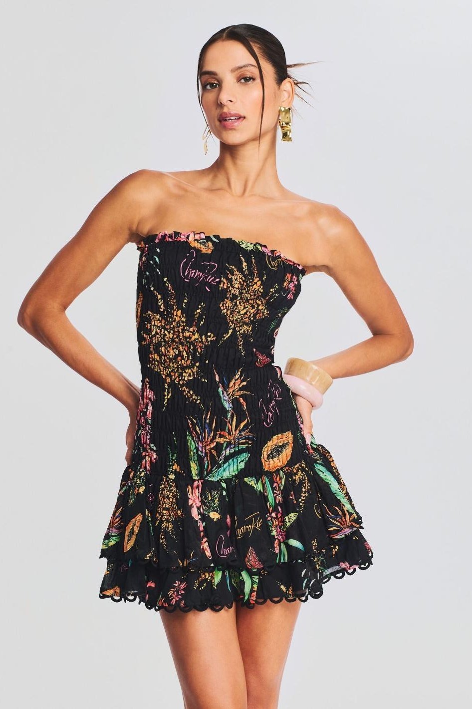 Rosa – Gerafftes Minikleid mit Print