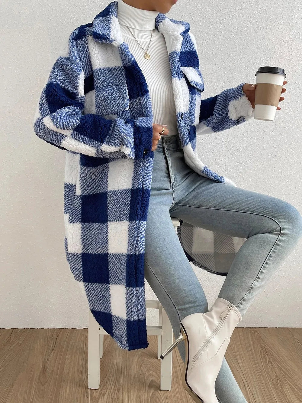 Xandrie | Cardigan long à carreaux chic et élégant