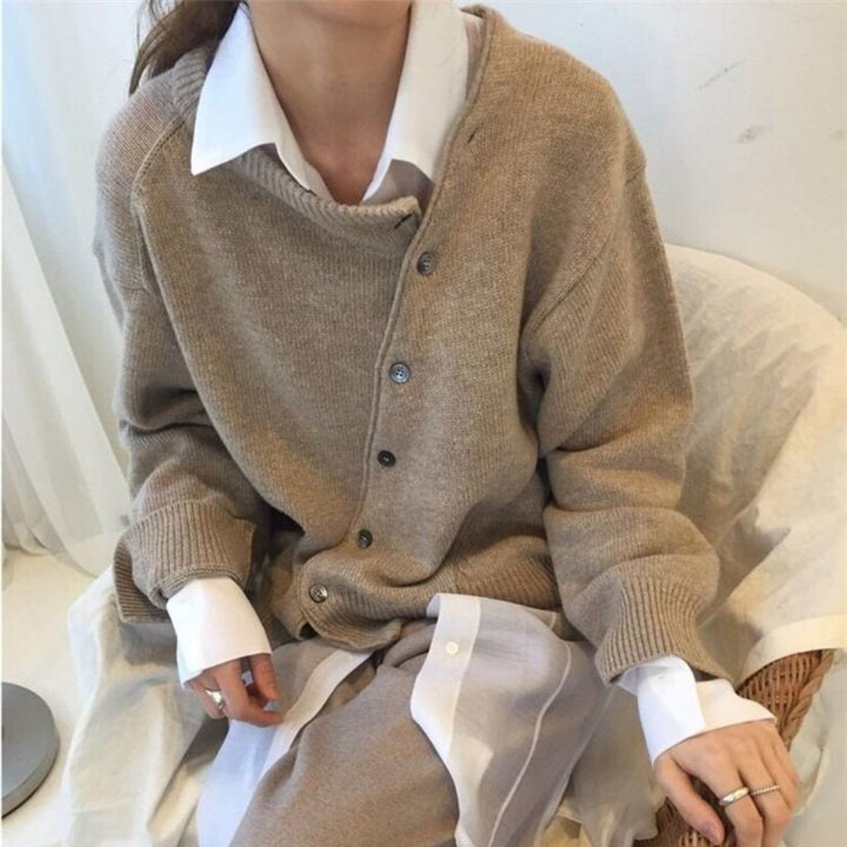 Olivia - Veste confortable en cachemire avec détails boutonnés