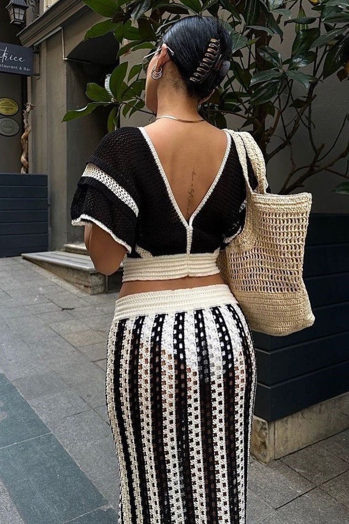 Sibyl – Gestreiftes Strickset mit Aussparungen