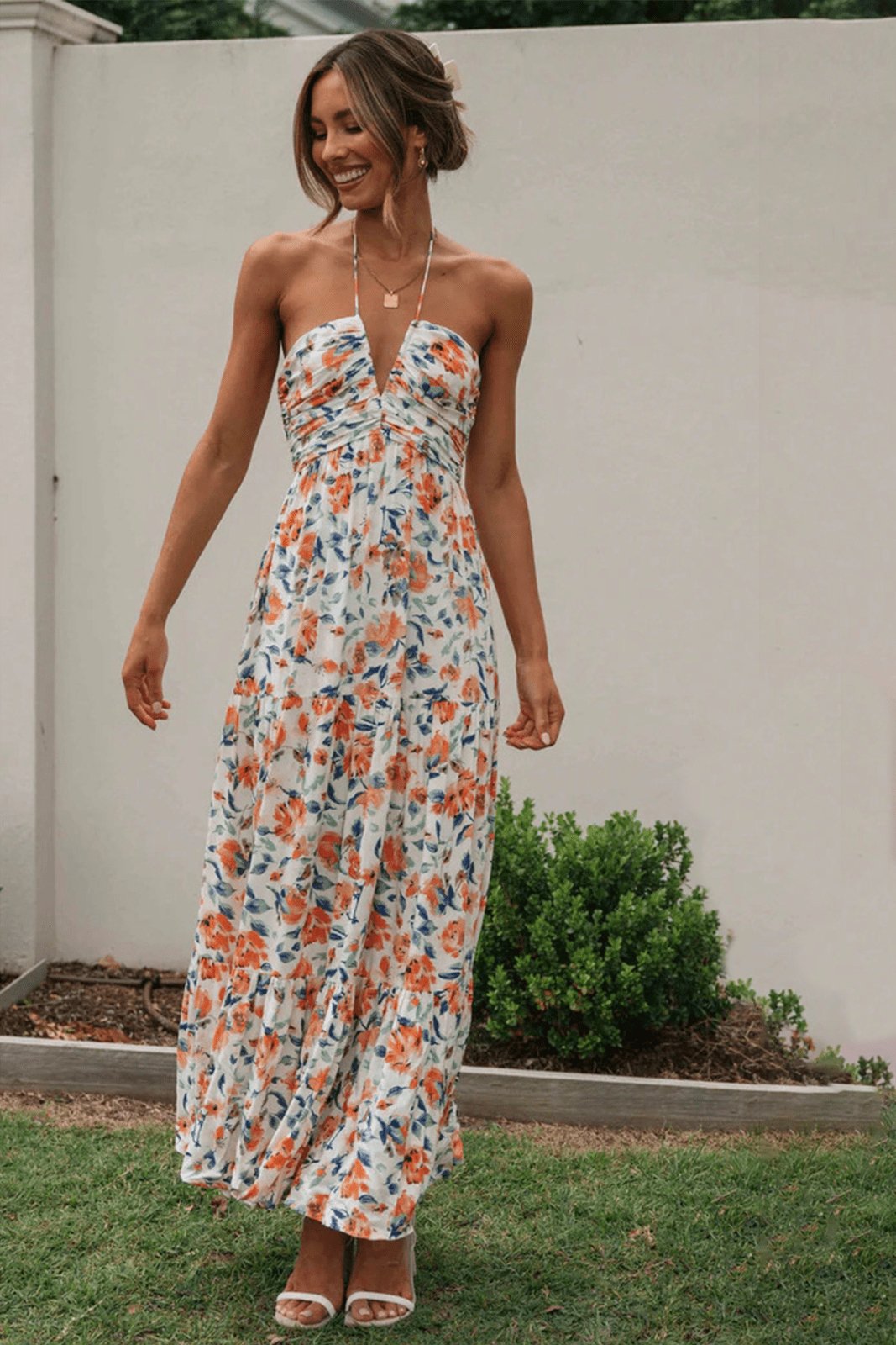 Sue – Robe d'été longue dos nu à imprimé floral