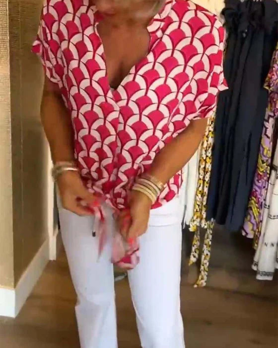 Mirabelle™ - Lässiges Top mit Druck und V-Ausschnitt
