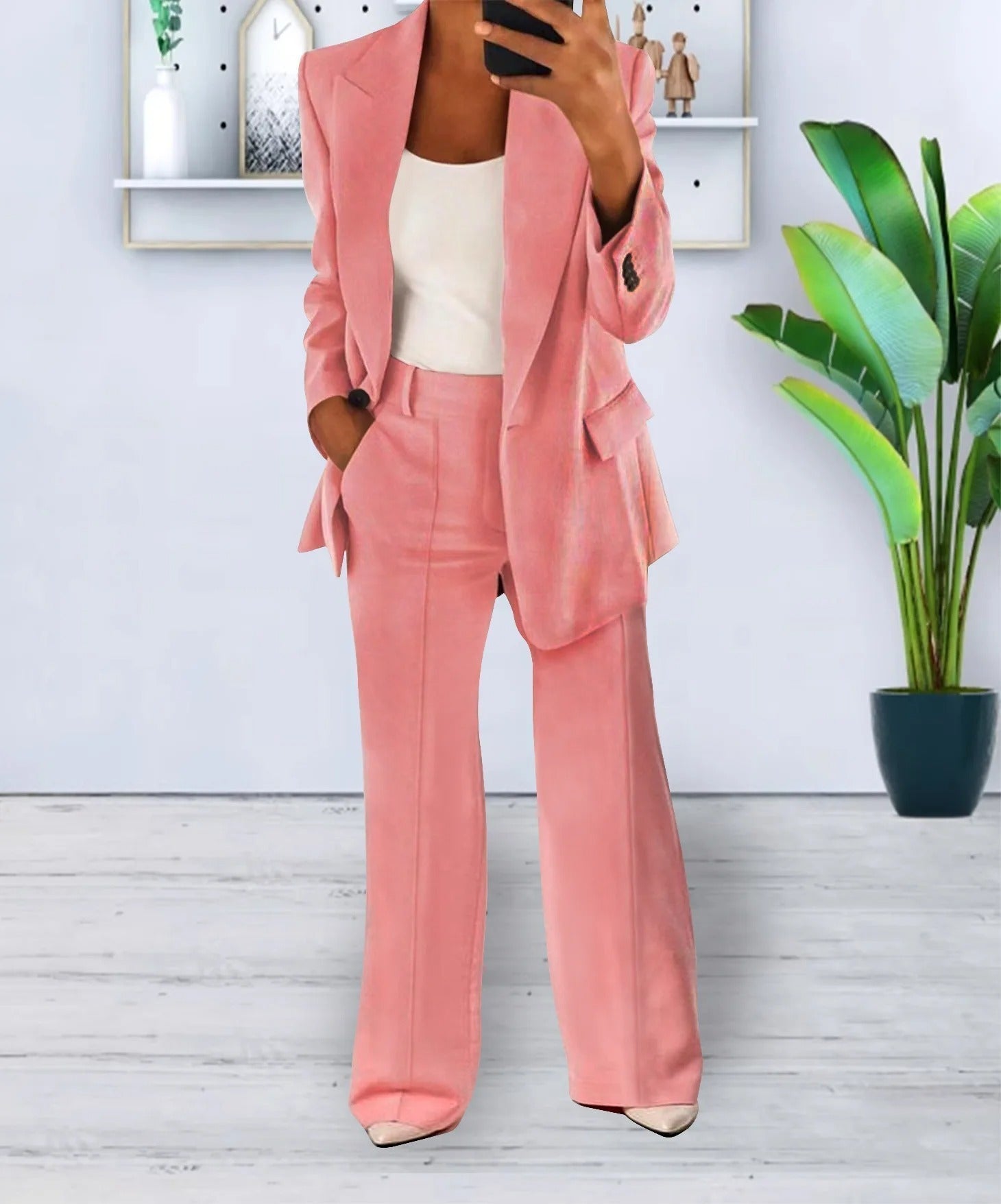 Eleganter, zeitloser und bequemer Anzug für Damen