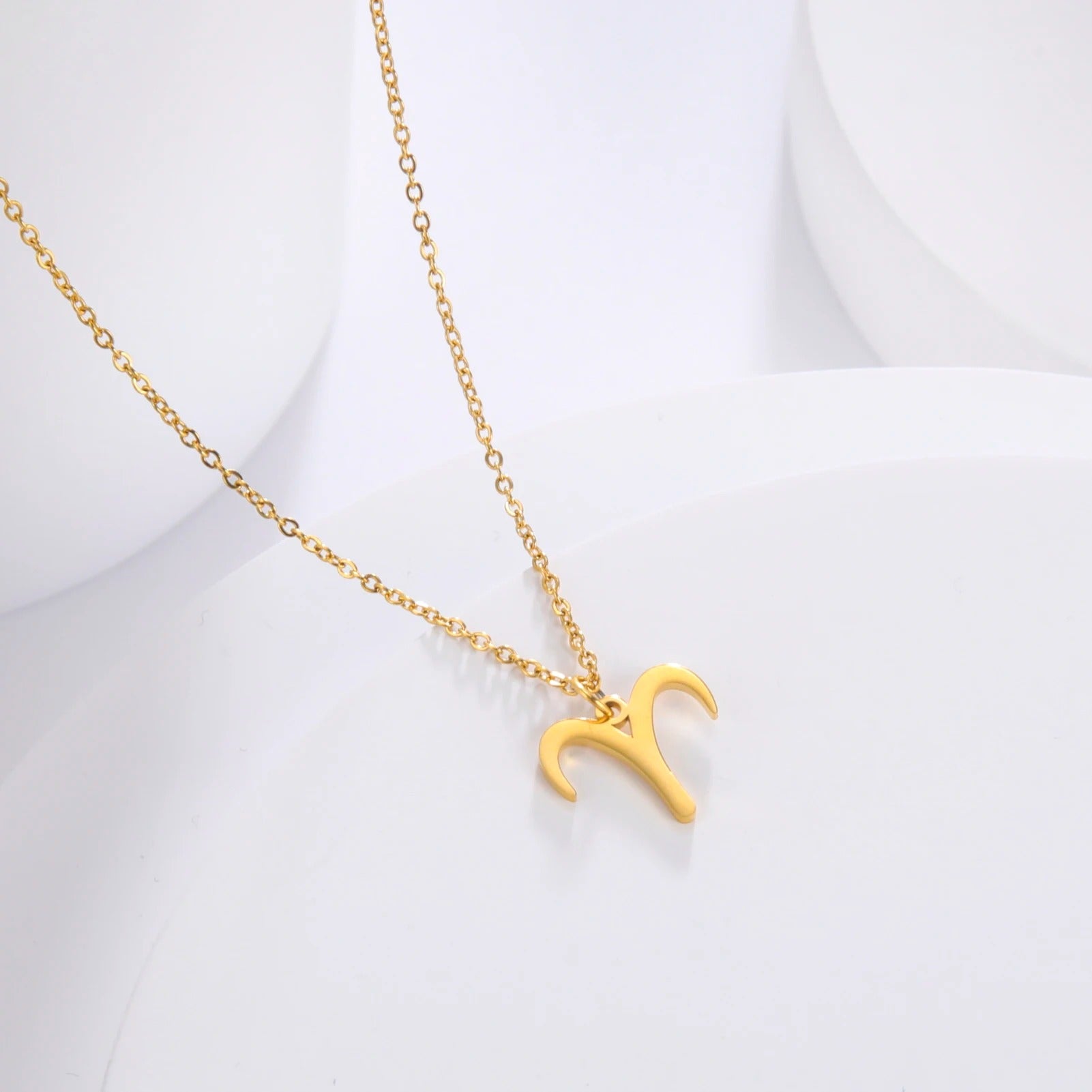 Ava - Collier pendentif élégant pour femme