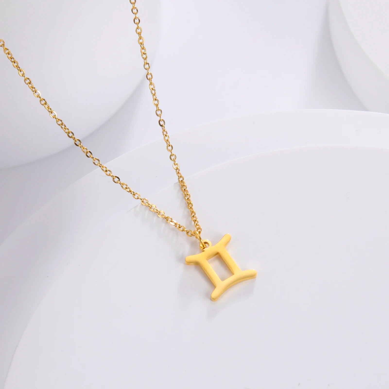 Ava - Collier pendentif élégant pour femme