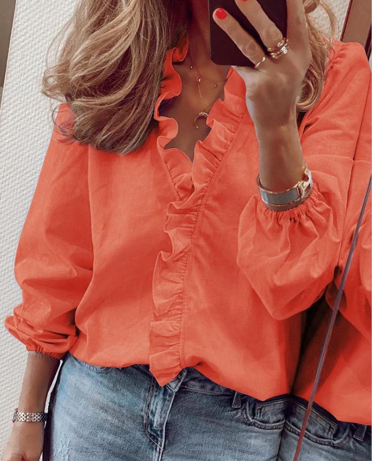 Bellachicha | Bluse mit Rüschen und V-Ausschnitt