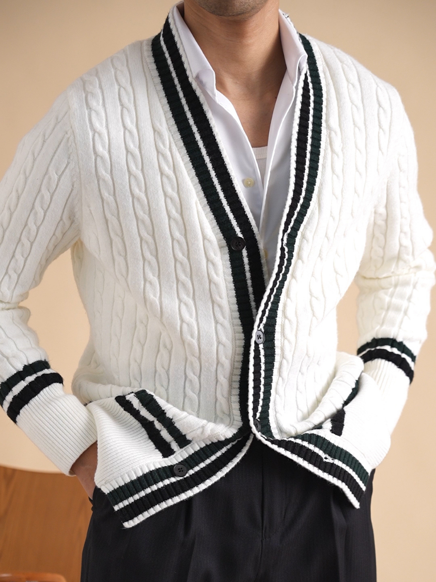 Cardigan en maille torsadée avec poignets contrastés