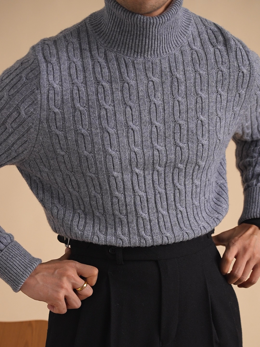 Pull col roulé en maille torsadée pour homme