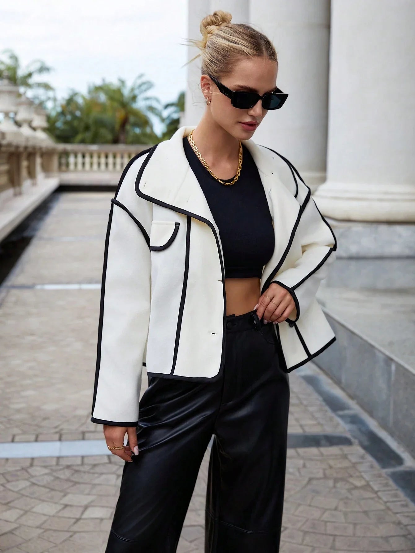 Nora | Damen-Wollmantel mit Kontrastbesatz und langen Ärmeln