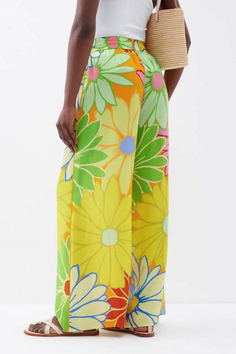 Ensemble pantalon ample à jambes larges et à la mode avec imprimé floral