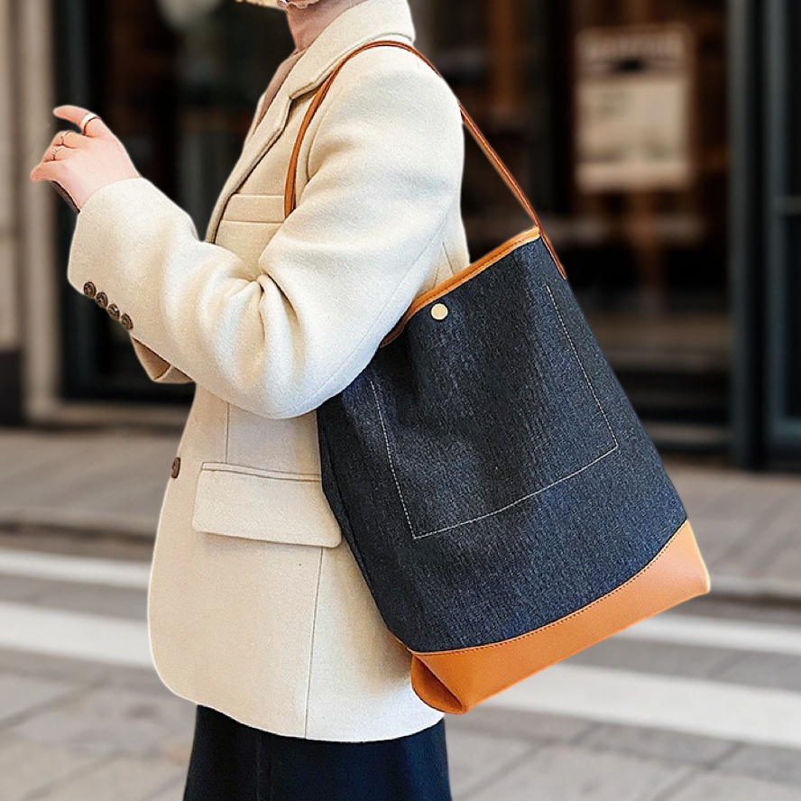 Bucket Bag aus Denim im Patchwork-Look