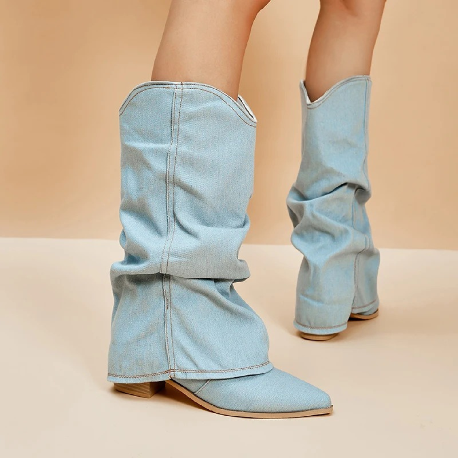 Franjes - bottes en jean pliées à talon carré