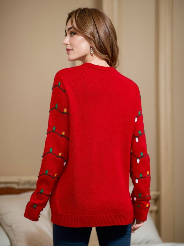 Pull tricoté avec broderie sapin de Noël 