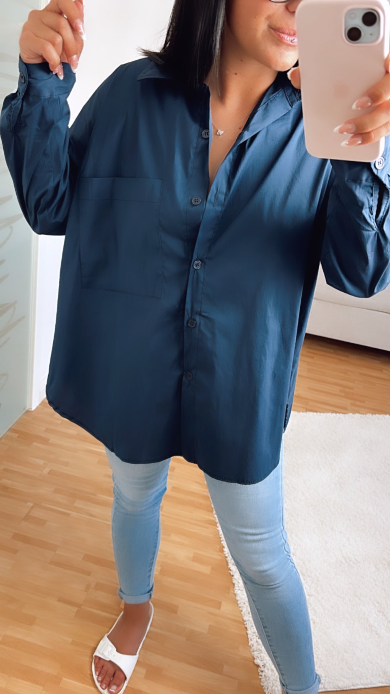 Bluse mit Brusttasche / dunkel blau Art. 6999