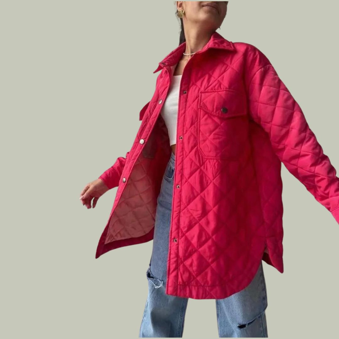 Klassische gesteppte Jacke mit Druckknöpfen