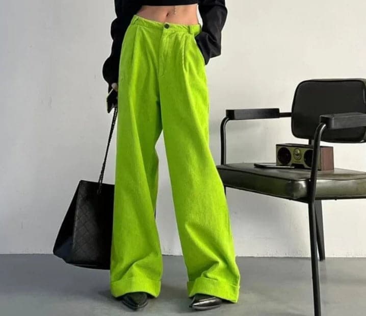 Berry – Übergroße Hosen