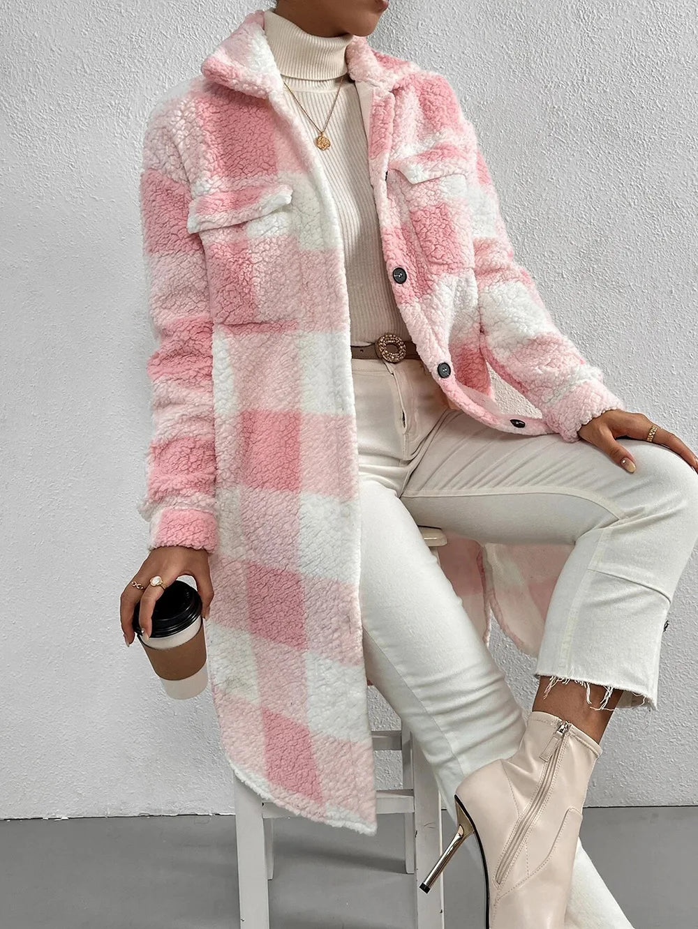 Xandrie | Cardigan long à carreaux chic et élégant