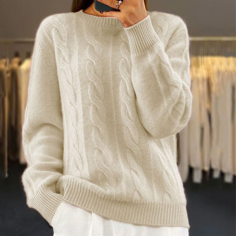 Pull femme doux et moulant avec motif torsadé