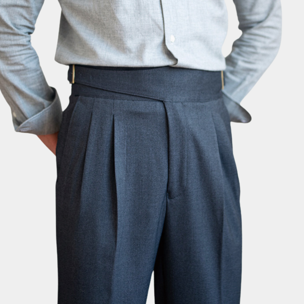 Pantalon classique pour homme avec boucles
