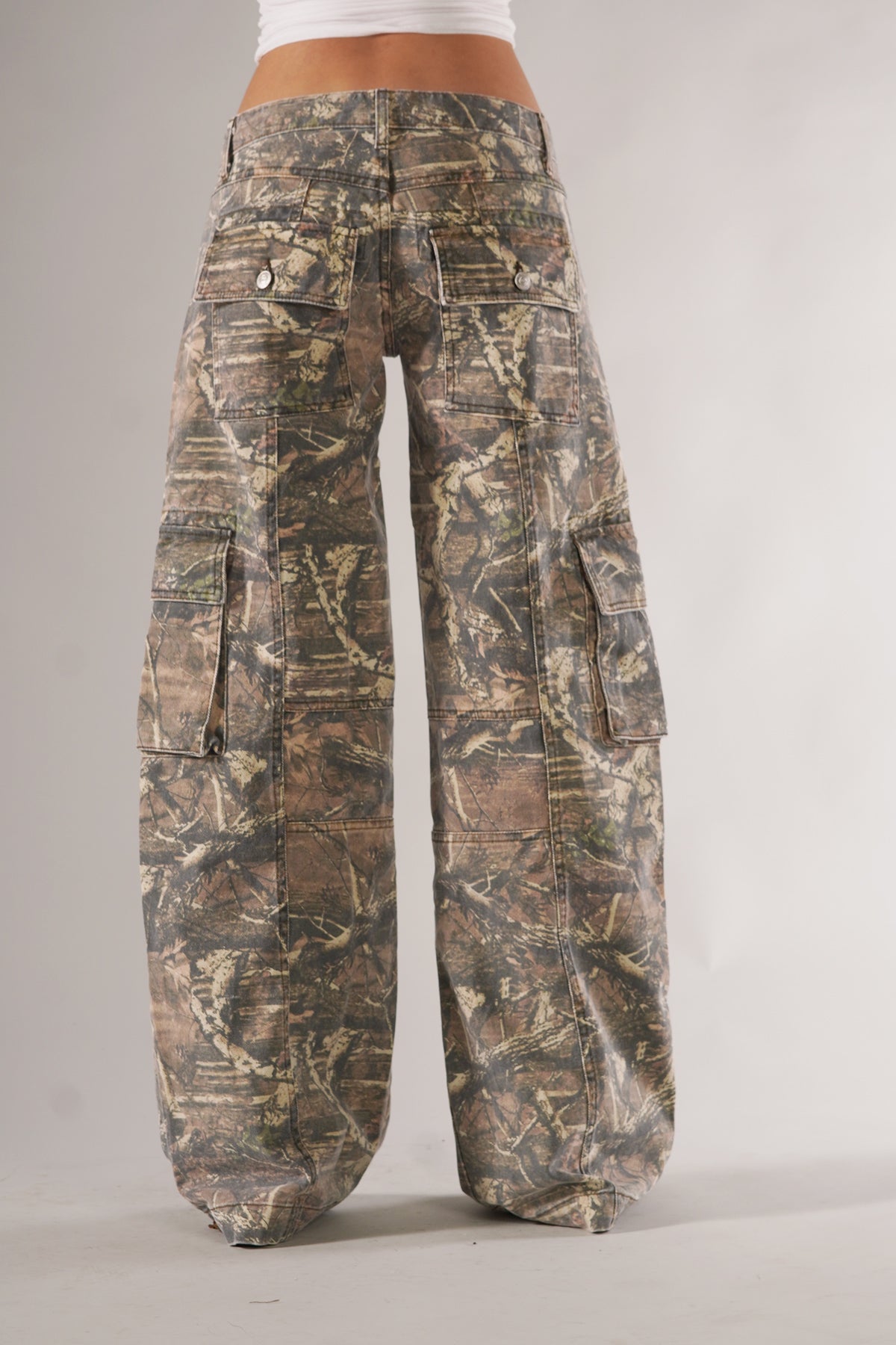 Wiola - Pantalon cargo large camouflage 