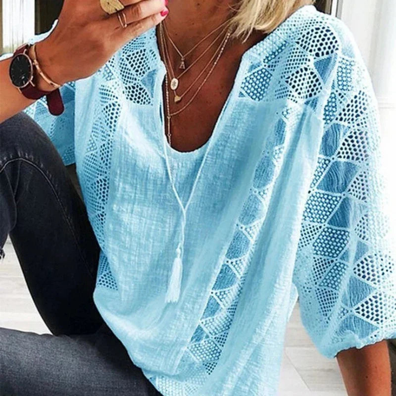 Bellachicha - Modische Spitzenbluse mit V-Ausschnitt