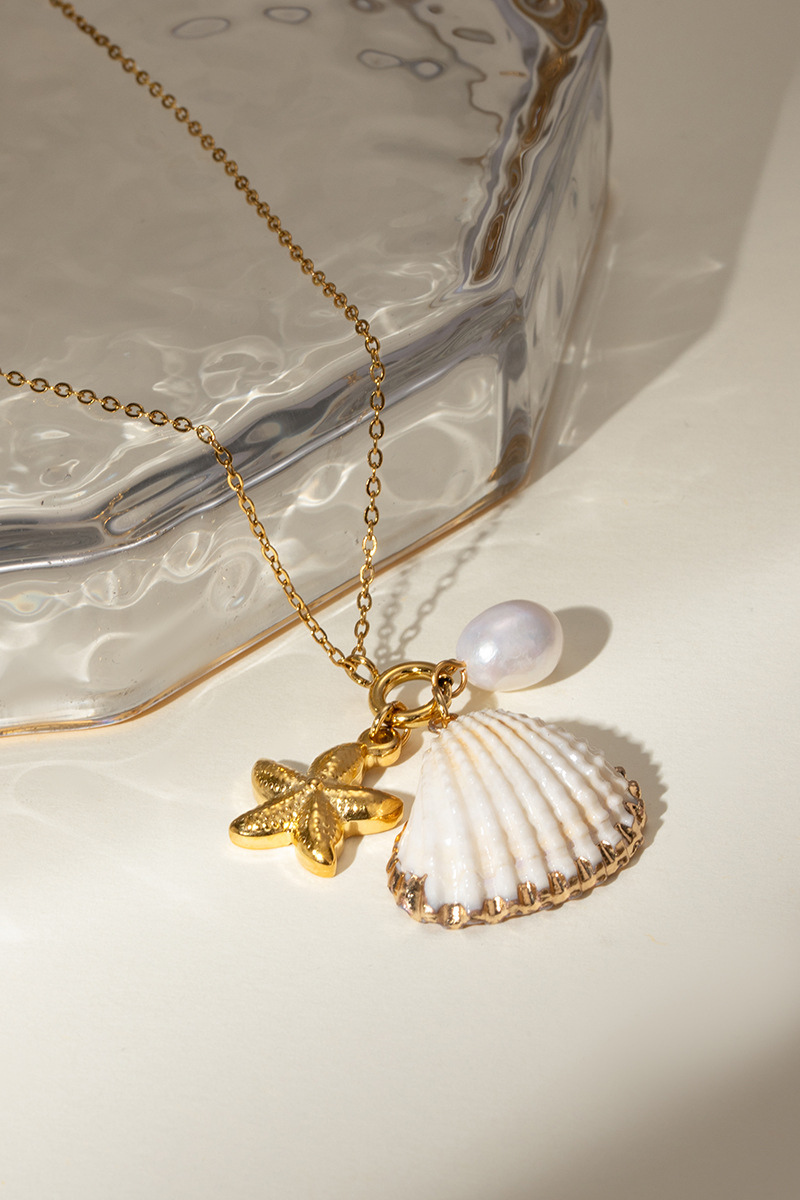 Collier de perles en coquillage et étoile de mer Flavie 
