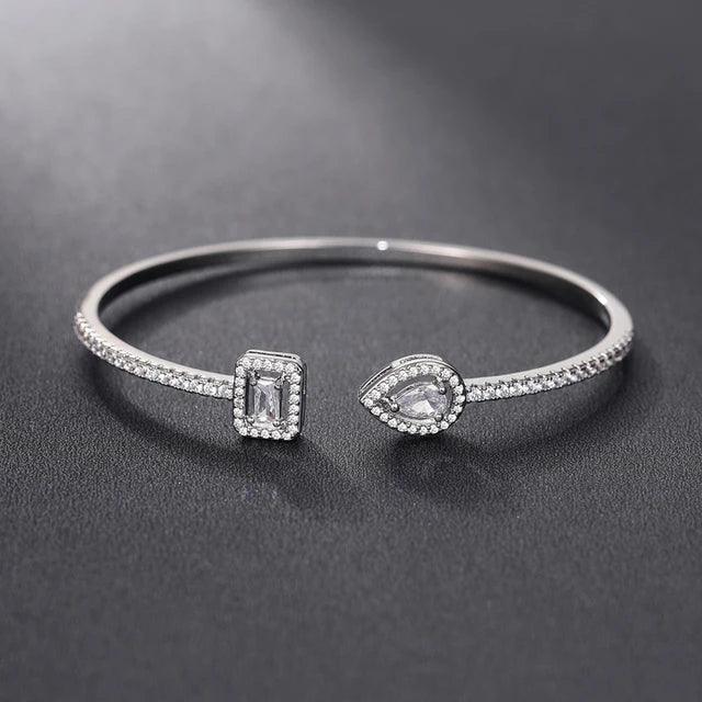 Lottie | Bracelet manchette en zircone pour femme 