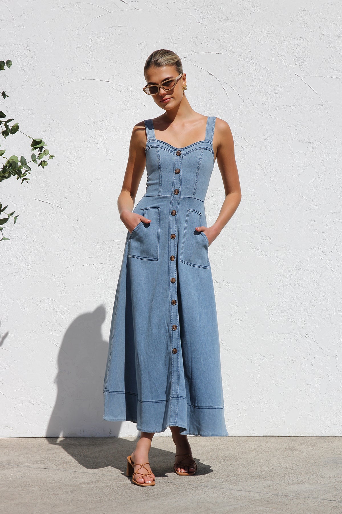 Danielle Kleid BLAUER DENIM