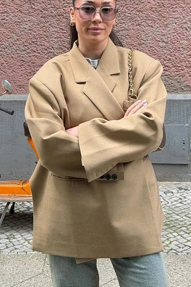 Übergroßer Blazer mit Seitenschlitz Stahlblau