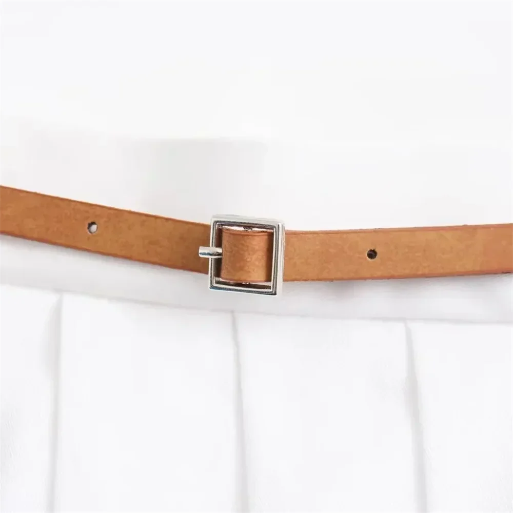 Bellachicha - Lässig - Slim Fit - Gürteldetail - Sommer