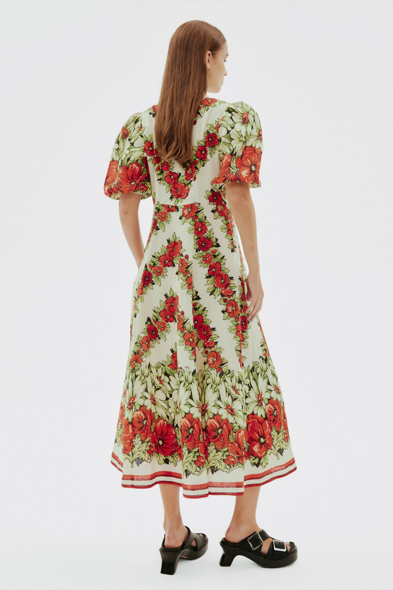 Rosalinde – Rotes Maxikleid mit Rundhalsausschnitt und Blumenmuster
