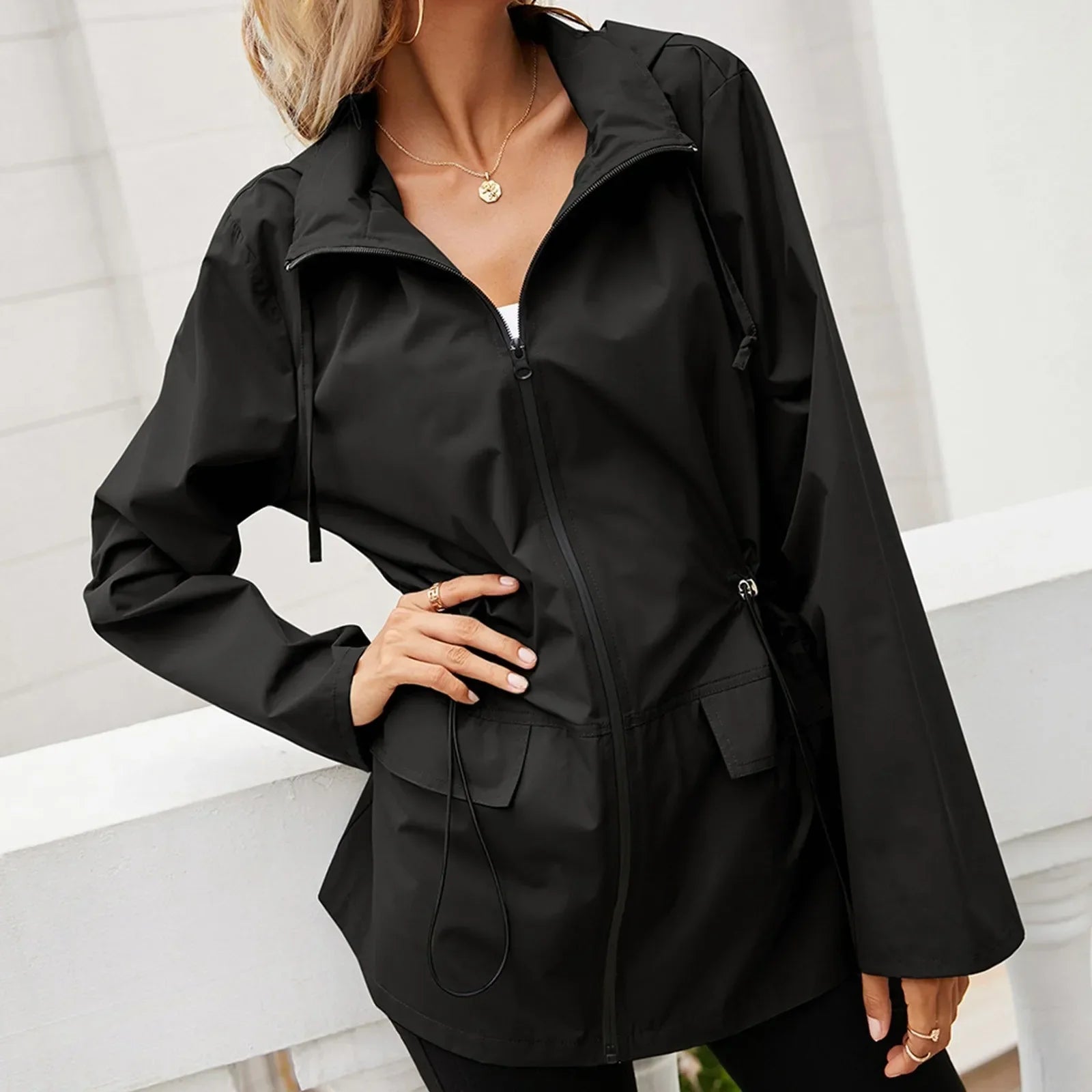 Adriana | Veste de pluie avec capuche et fermeture éclair 